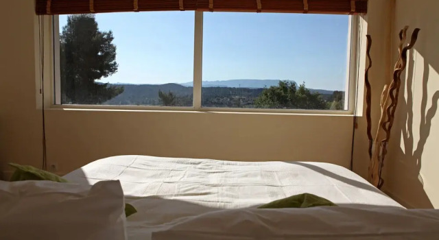 La Bastide Perchée, Book Hotel Venelles Carros