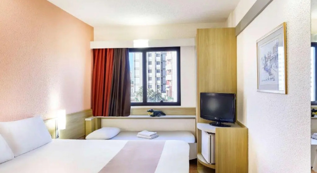 Двухместный номер Standard ibis Taubate