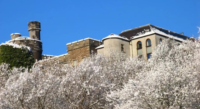Stirling Youth Hostel, Забронировать Хостел Отели Центральной Шотландии с парковкой, Парковка