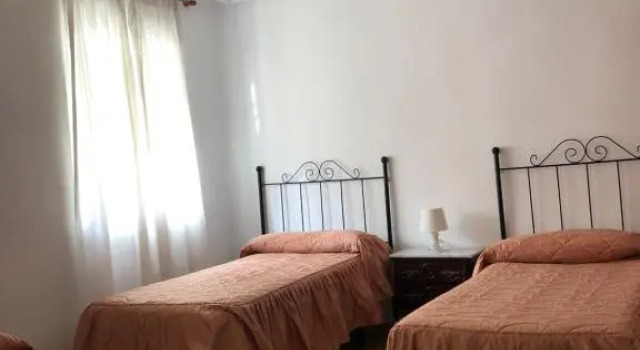 Трёхместный номер Standard Pensión Ruiz