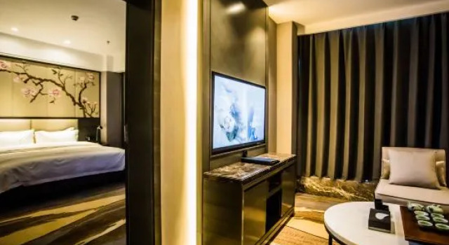 Люкс Luxury Huoerguosi Yingbin Guest House