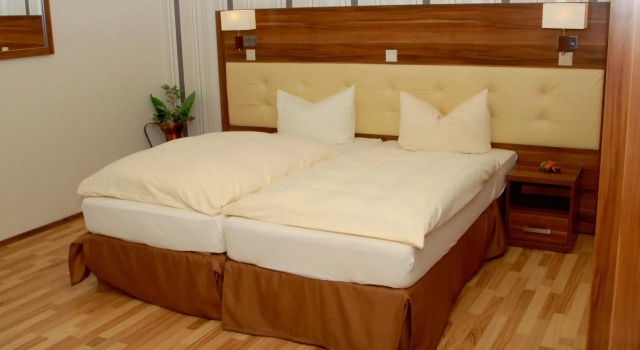Hotel Laux