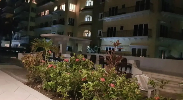 Villa Montana, Забронировать Вилла Отели Хако с парковкой, рядом с Торговый центр Jaco Walk, Парковка