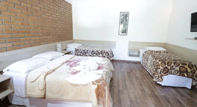 Hotel Rural Vale das Nascentes, Забронировать Отель Салезополис штат Сан-Паулу