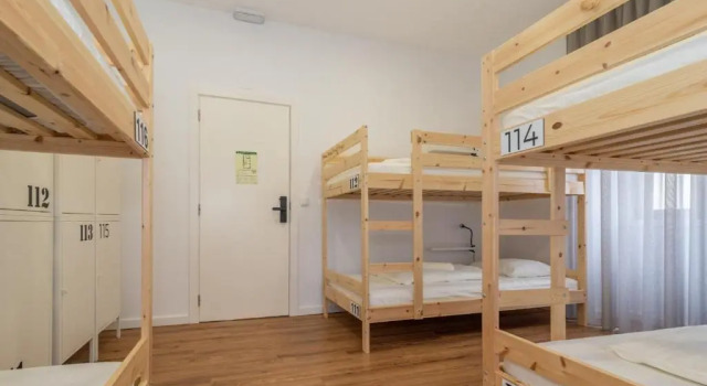 Кровать в общем номере Dude Beach Hostel | Casa de Praia Inteira