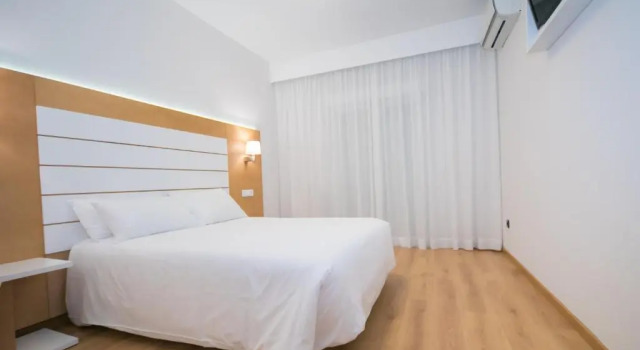 Апартаменты Hotel Spa Nanin Playa