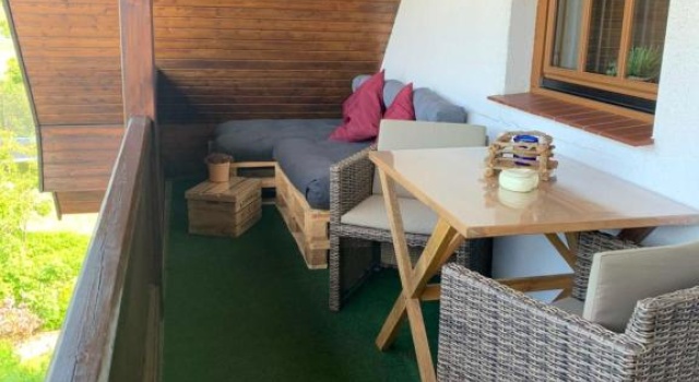 Land FeWo am Teich- Reet gedeckt - Ostseenah - bei Binz, Réserver Hôtel Hôtels à Zirkow avec parking, Parking