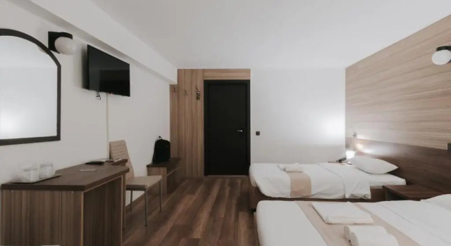 Трёхместный номер Standard Hotel Apollo Central