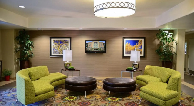 Candlewood Suites Denver Northeast - Brighton, an IHG Hotel, Buchen Sie Hotel Brighton Colorado