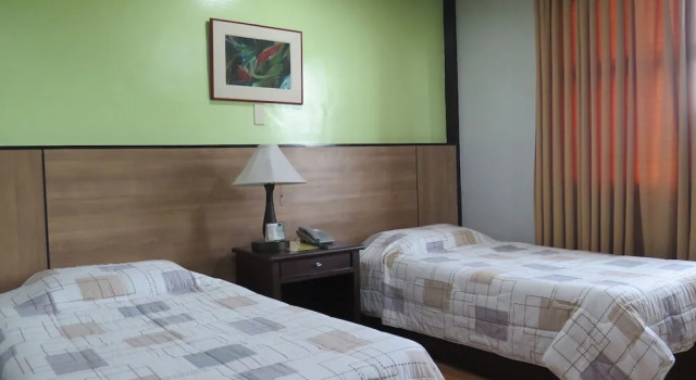 Номер Deluxe Regency Inn
