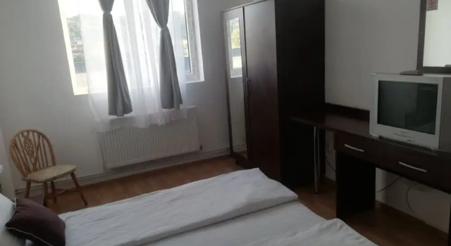 Hostel Valcea, Rezervovat Hostel Hotely v Carpathians - Romania se snídaní, Snídaně