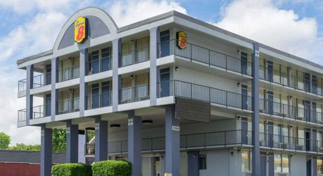 Super 8 By Wyndham Nashville Downtown, Prenota Hotel Hotel a Tennessee con piscina, Piscina