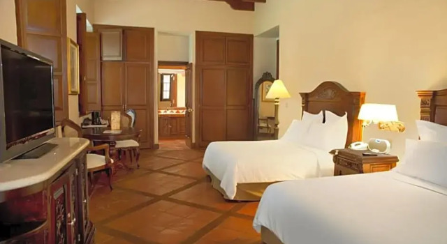 Полулюкс Fiesta Americana Hacienda San Antonio El Puente