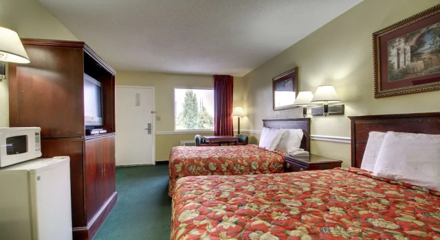 Четырёхместный номер Standard Key West Inn - Montgomery