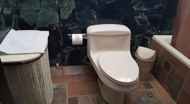 Трёхместный номер Classic Comfort Hostel