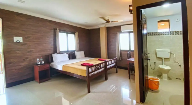 Pele's Fisherman Village