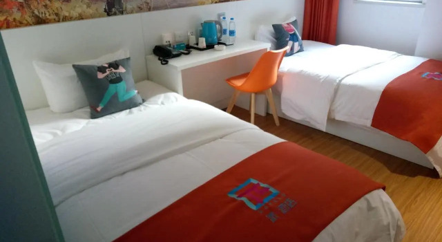Двухместный номер Standard Pai Hotel Hangzhou Xiasha University South Wenhai Subway Station