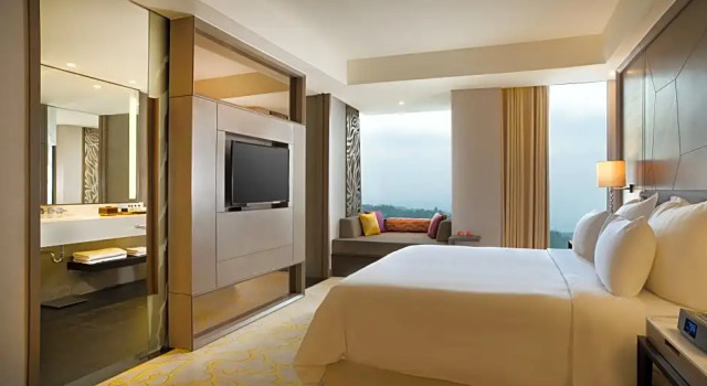 Deluxe chambre InterContinental Bandung Dago Pakar, an IHG Hotel