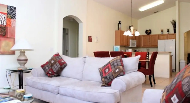 Family Friendly 4 Bed/3 Bath SPA-Pool Home in High