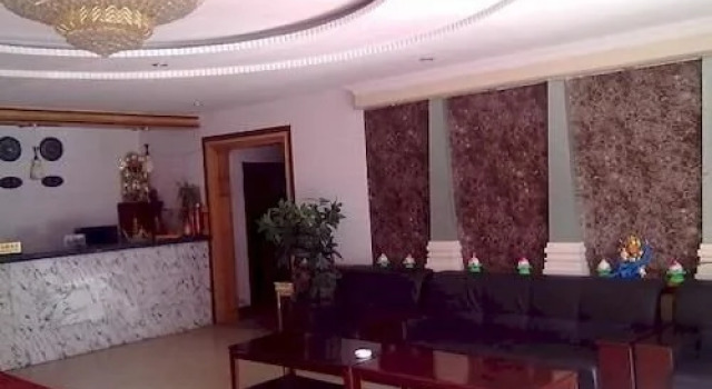 Mount Wutai Chaoyang Hotel, Book Hotel Wutai Shanxi