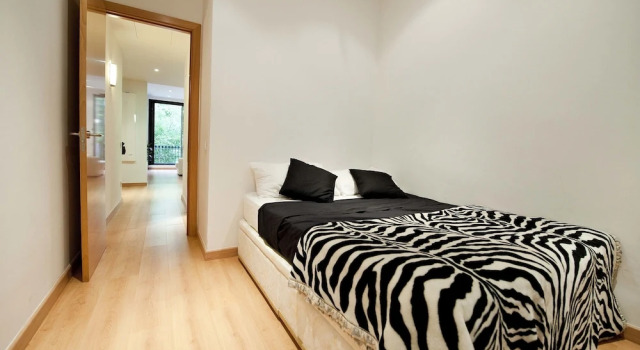 Roger de Lluria Design Aparments