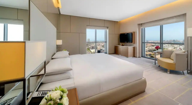Люкс Prince Hyatt Regency Dubai Creek Heights