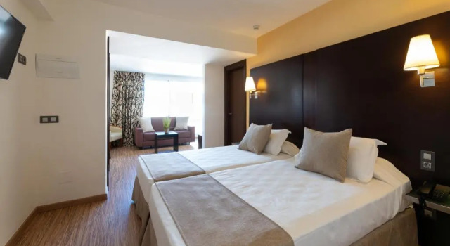 Standard Perhe huone Nautic Hotel & Spa