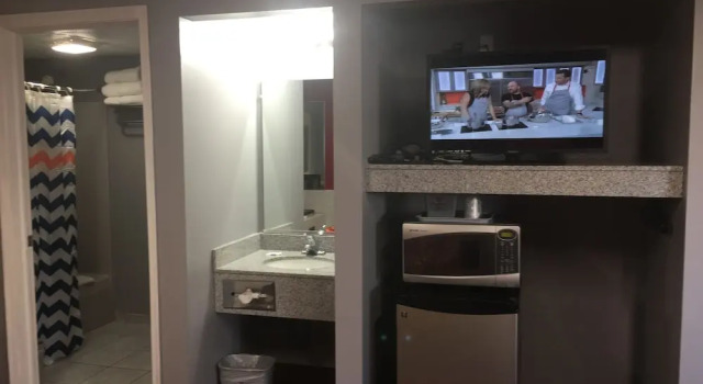 Люкс Haven Inn & Suites