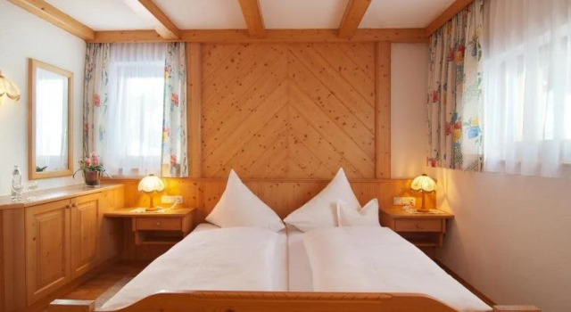 Gasthof Valluga, Rezervovat Hotel Wellness hotely v Tyrolsko, SPA