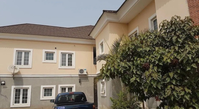 Waxride Residence, Book Hotel Hotels in Bwari with a Pool, Swimming Pool