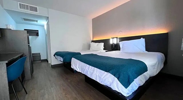 Номер Deluxe Motel 6-Bakersfield, CA - South