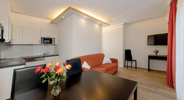 Апартаменты Superior Swiss Inn & Apartments