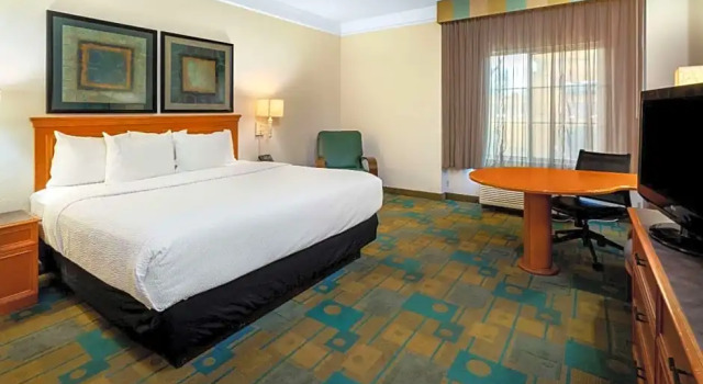 Номер Standard La Quinta by Wyndham Phoenix West Peoria