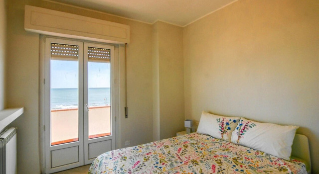 Awesome Apartment in Marinella di Sarzana With Wifi and 2 Bedrooms