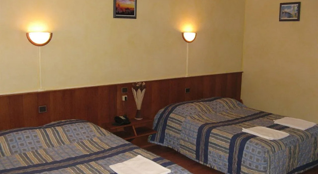 Hôtel Des Alliés, Rezerwuj Hotel Pont-d'Ain Ain