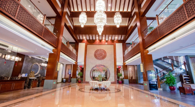 Shaoxing Kuaiji Mountain Yangming Hotel, Rezerwuj Hotel Hotele 5-gwiazdkowe w Shaoxing, 5*