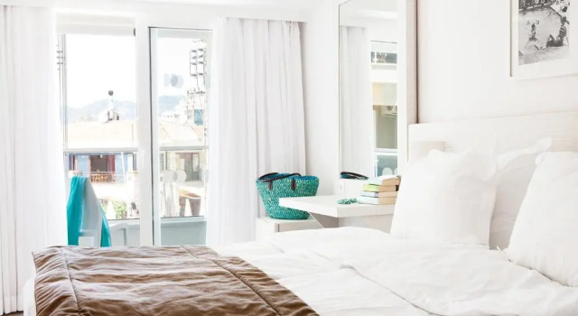 Двухместный номер Standard с частичным видом на море The Beachfront Hotel Adult Only 16 Plus