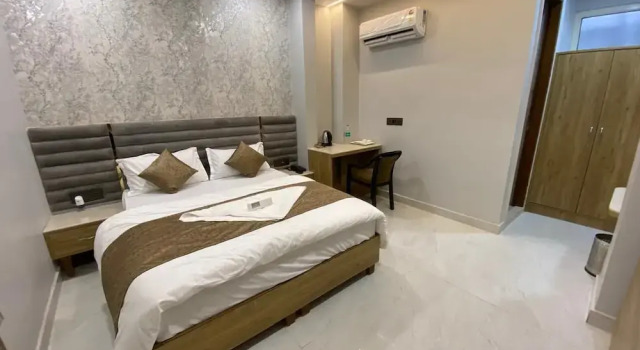 Hotel Liyan Inn, Забронировать Отель Канпур штат Уттар-Прадеш