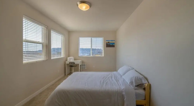 A-seattle Urban Village-top FL 2 Private Brs- Slp6, Забронировать Апартаменты/квартира Сиэтл штат Вашингтон, рядом с Fritz Hedges Waterway Park