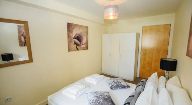 Четырёхместные апартаменты Standard Hamilton Court Apartments from Your Stay Bristol