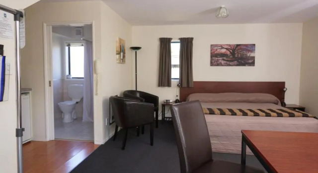 Студия Sherborne Motor Lodge