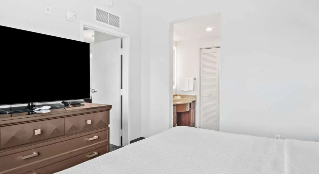 Двухместный люкс c 1 комнатой Homewood Suites by Hilton Fort Lauderdale Airport-Cruise Port