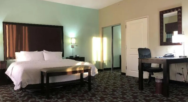 Номер Hampton Inn & Suites Nashville at Opryland