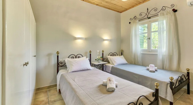 Вилла с 2 комнатами Villa Helona