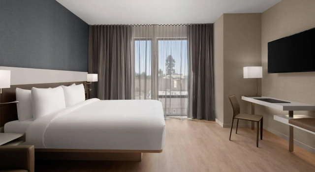 Двухместный номер Standard с видом на внутренний двор AC Hotel by Marriott Santa Rosa Sonoma Wine Country