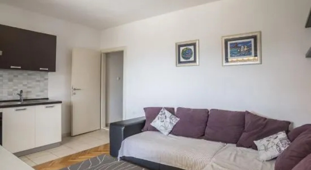 Holiday Home Petra, Rezerwuj Hotel Hotele w Strožanac z parkingiem, Parking