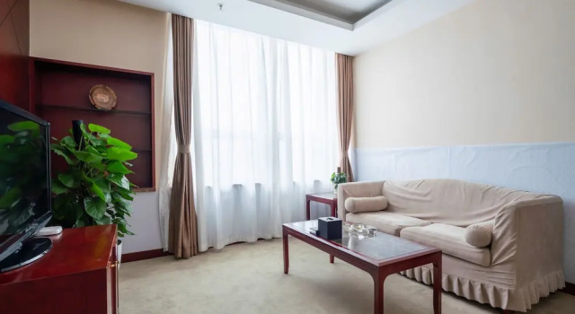 Люкс Nanjing Panda Jinling Hotel