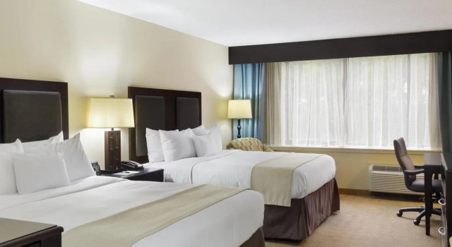 Номер Standard DoubleTree by Hilton Tinton Falls-Eatontown