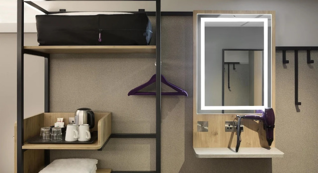 Трёхместный номер семейный Standard Premier Inn London Fulham