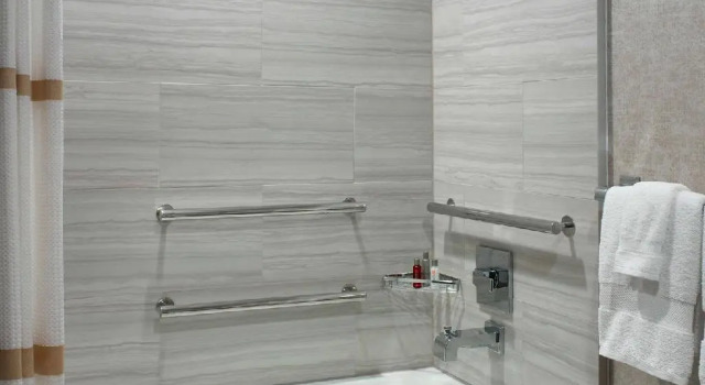 Четырёхместный номер Standard Atlanta Marriott Peachtree Corners